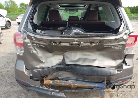 2017 Subaru Forester 2.5I Touring из США, поврежденный, VIN JF2SJAWC6HH529707